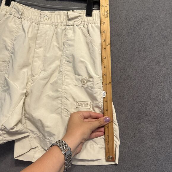 AFTCO Bluewater Cargo Nylon Fishing Shorts Size 32 Tan Ivory Elastic Waist 7” - Picture 8 of 11